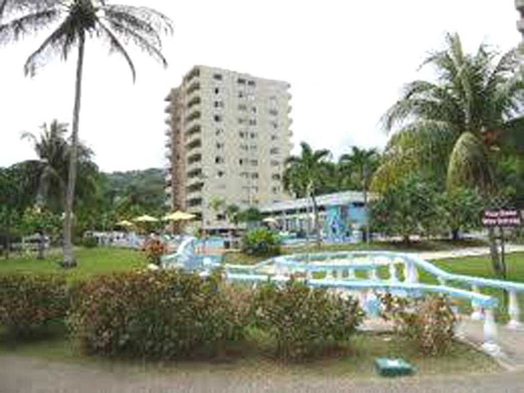 Turtle Beach Towers Apt 22 C - Ocho Rios Dış mekan fotoğraf